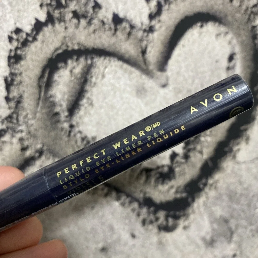 AVON Perfect Wear Liquid Eye Liner Pen‎ Violet Sealed New